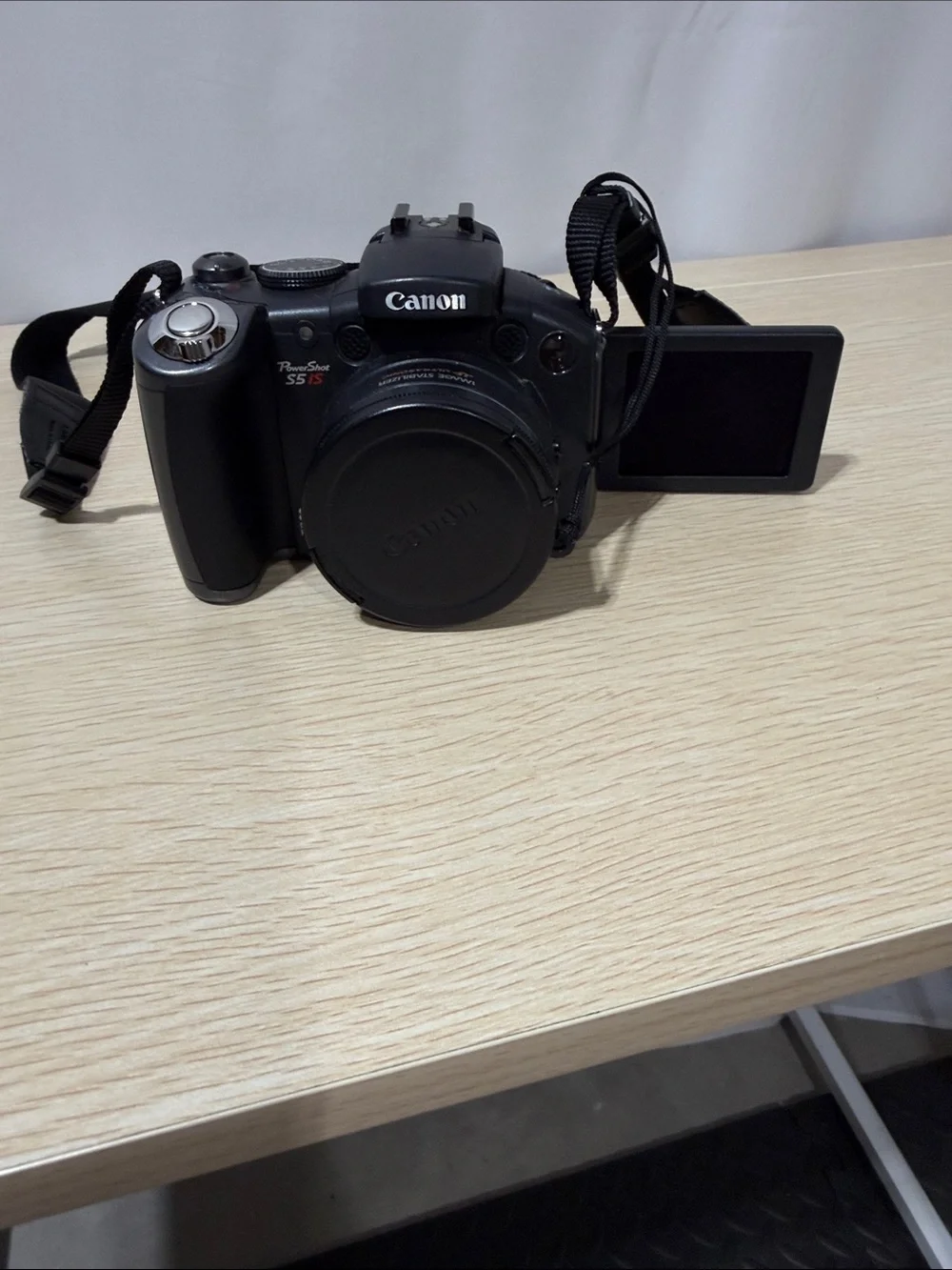 Canon PowerShot S5 IS Digital Camera - Black